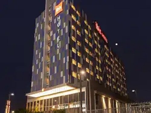 Ibis Kolkata Rajarhat Escorts near Ibis Kolkata Rajarhat